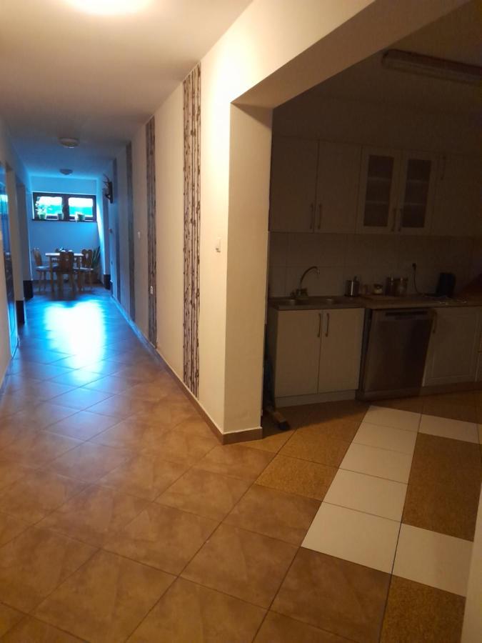Dwor Na Otulinie Villa Bialowieza Bagian luar foto