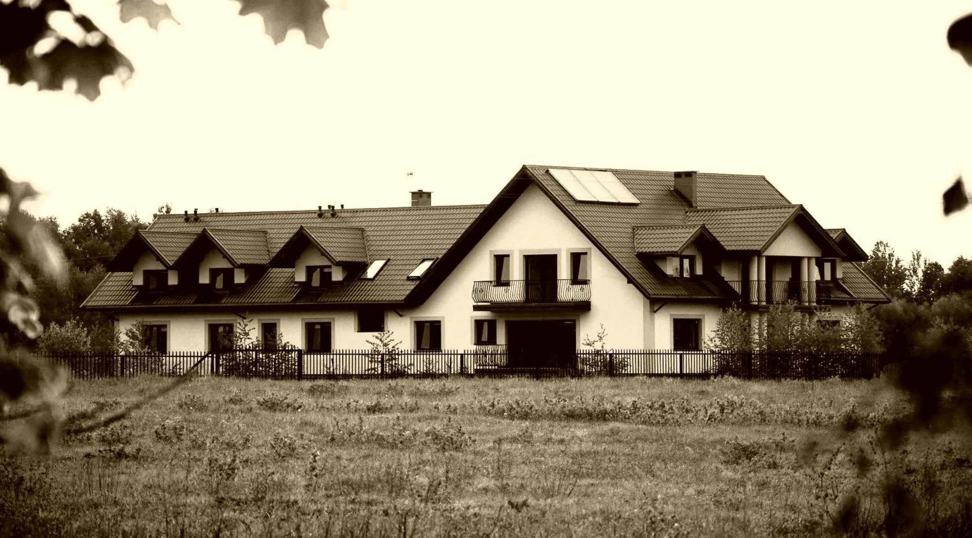 Dwor Na Otulinie Villa Bialowieza Bagian luar foto